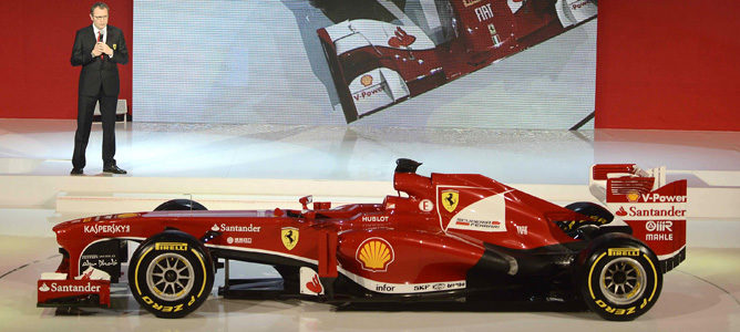 Stefano Domenicali habla durante la presentación del Ferrari F138