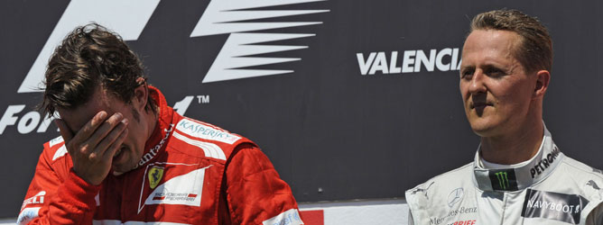 Alonso y Schumacher, en el podio