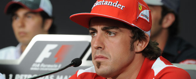 Fernando Alonso y Sergio Pérez