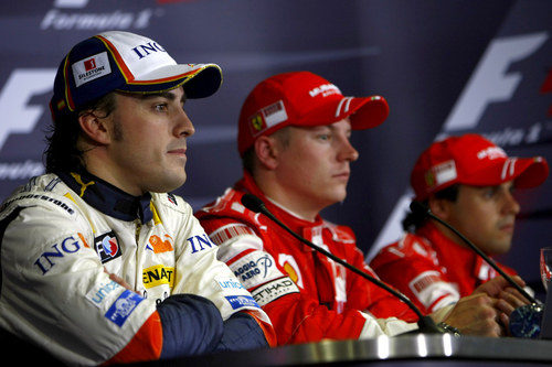 Alonso, Raikkonen y Massa en el GP de España 2008
