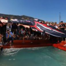 Vettel se tira en plancha a la piscina tras ganar en Montecarlo