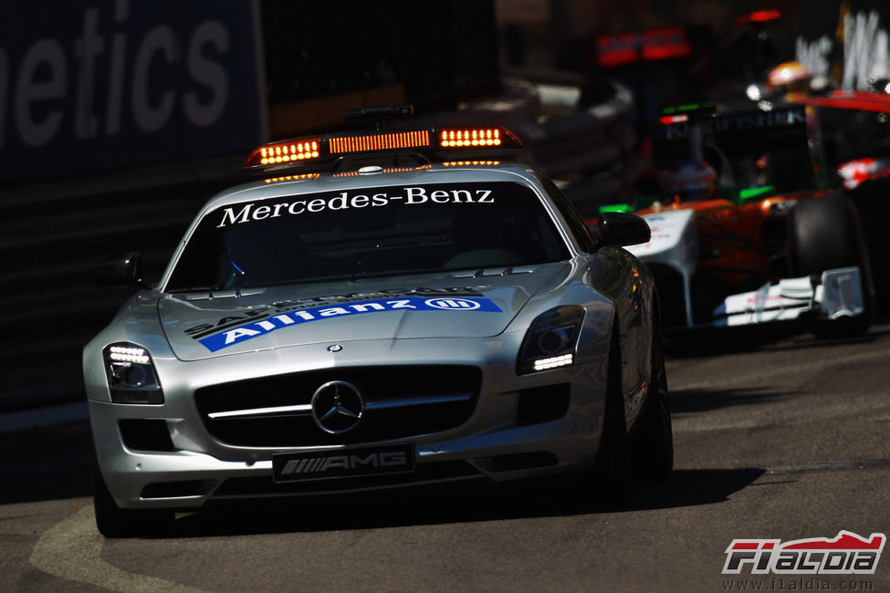 El coche de seguridad en el GP de Mónaco 2011