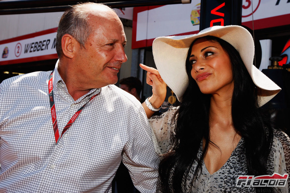 Ron Dennis y Nicole Scherzinger en el GP de Mónaco 2011