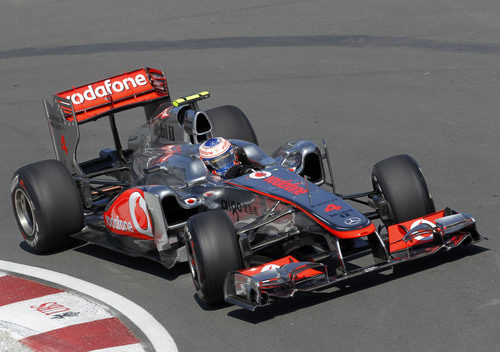 Jenson Button rueda por vez primera en el GP de Canadá 2011