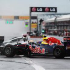 Hamilton y Webber frente a frente tras la salida del GP de Canadá 2011