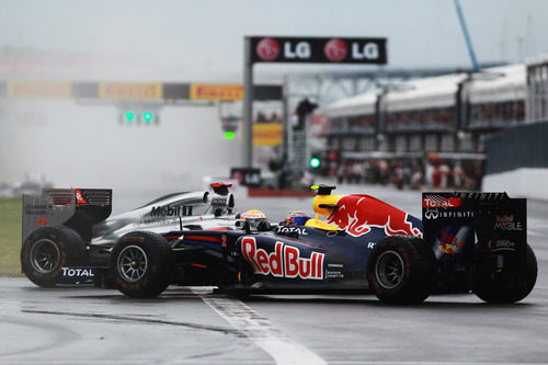Hamilton y Webber frente a frente tras la salida del GP de Canadá 2011