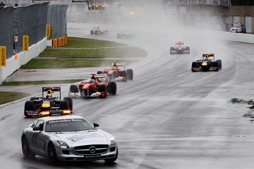 La carrera de Montreal comenzó tras el coche de seguridad