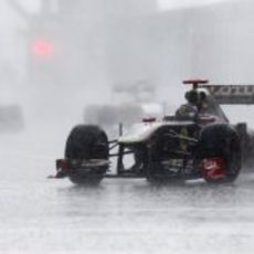 Heidfeld bajo el diluvio en Canadá 2011