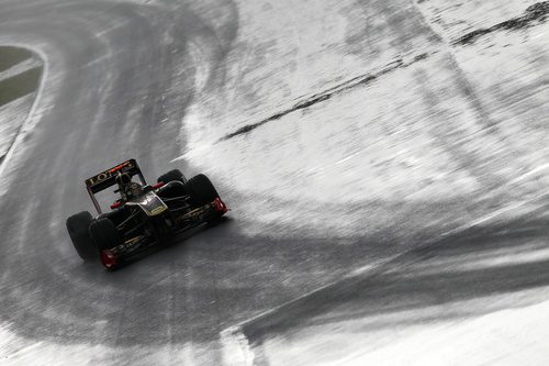 Heidfeld rueda en solitario en Canadá 2011