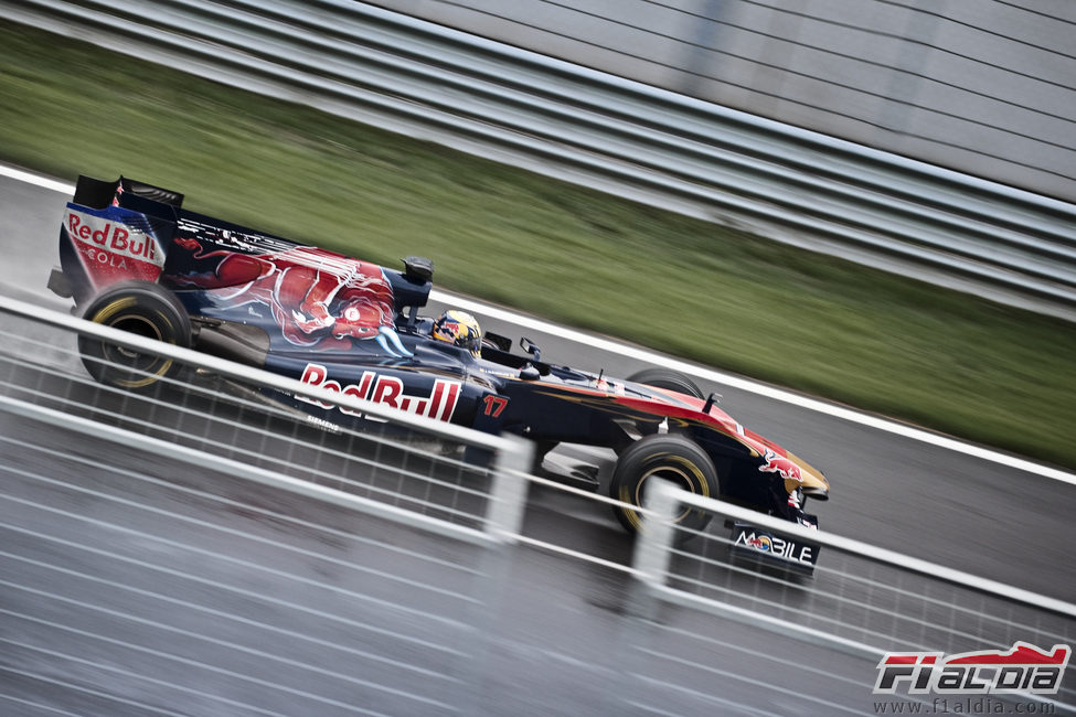 Jaime Alguersuari rueda en el nuevo 'Red Bull Ring'