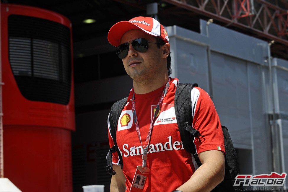 Felipe Massa llega al Valencia Street Circuit