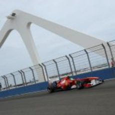 Massa cruza el puente del Valencia Street Circuit