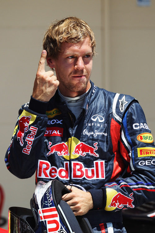 Vettel vuelve a enseñar su dedo al mundo en el GP de Europa 2011