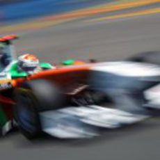 Adrian Sutil a toda velocidad en el GP de Europa 2011