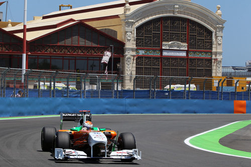 Sutil rueda con el Force India en la clasificación del GP de Europa 2011