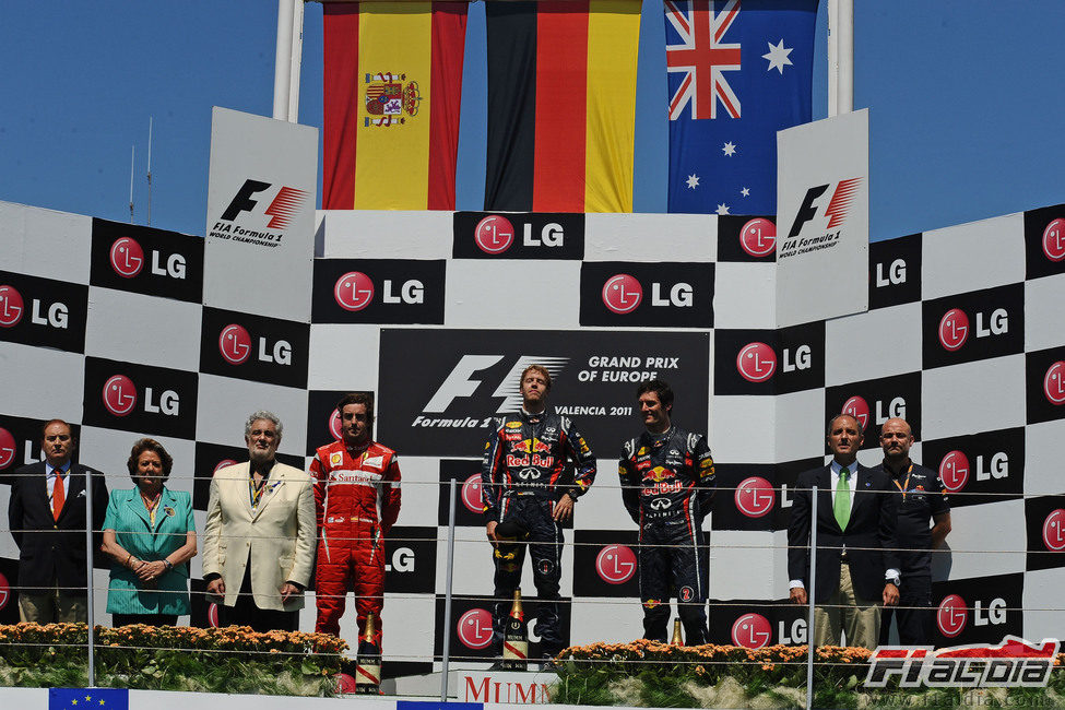 Vettel, Alonso y Webber en el podio del GP de Europa 2011