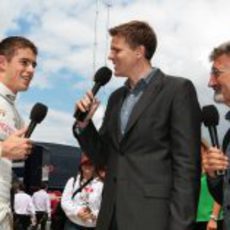 Di Resta es entrevistado por la BBC inglesa en Silverstone