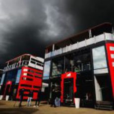 El 'motorhome' de Ferrari en Silverstone 2011