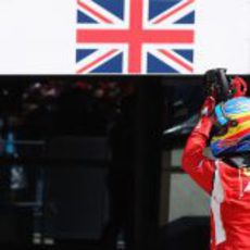 Alonso gana el GP de Gran Bretaña 2011