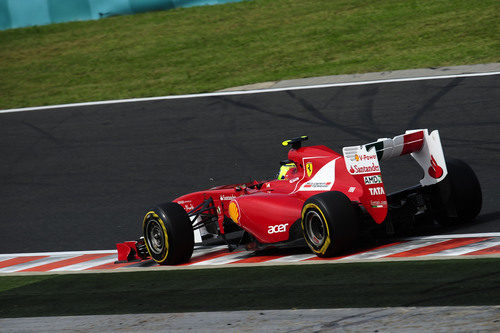 Felipe Massa superó a su compañero en clasificación en el GP de Hungría 2011