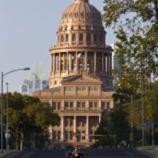 El Parlamento de Austin testigo de la exhibición de Red Bull en Texas