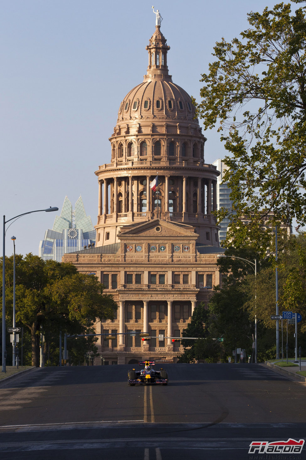 El Parlamento de Austin testigo de la exhibición de Red Bull en Texas