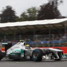 Nico Rosberg también con casco amarillo en el GP de Bélgica 2011