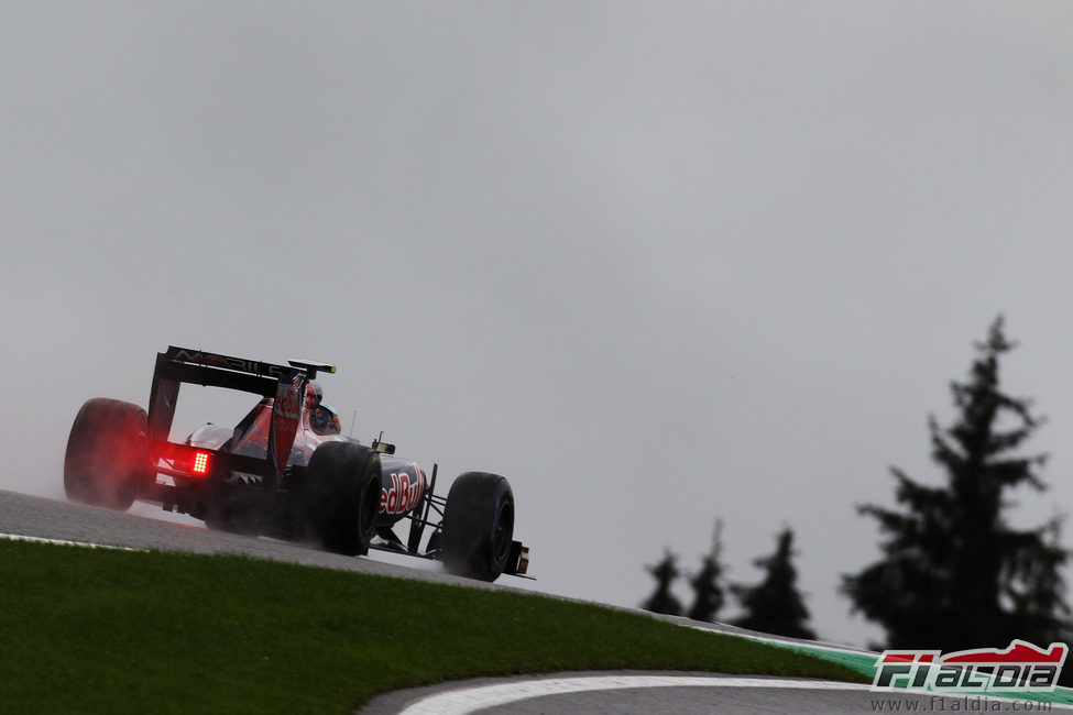 Jaime Alguersuari saldrá sexto en el GP de Bélgica 2011