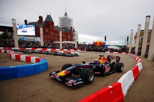 Mark Webber con el RB5 en la Speed Jam 2011