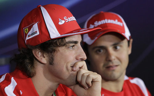 Fernando Alonso y Felipe Massa en la rueda de prensa de la FIA en el GP de Italia 2011