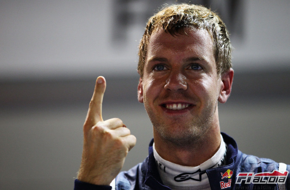 Sebastian Vettel se vuelve a llevar la 'pole' en el GP de Singapur 2011