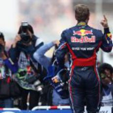 La prensa retrata el dedo de Sebastian Vettel en Yeongam