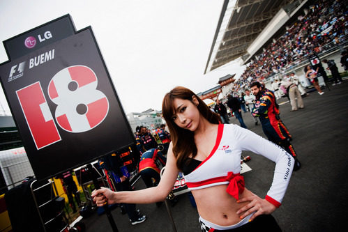 La 'pitbabe' de Sébastien buemi en el GP de Corea 2011
