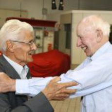 Giulio Borsari y John Surtees se reencontraron en Maranello