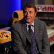 Nigel Mansell en la presentación del nuevo acuerdo de Williams con Renautl