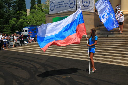 La bandera rusa ondea en Sochi