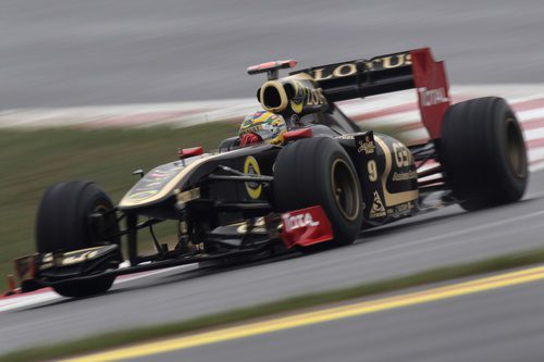 Bruno Senna en los entrenamientos del GP de Corea 2011