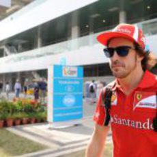 Fernando Alonso llega al nuevo circuito de India