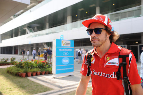 Fernando Alonso llega al nuevo circuito de India