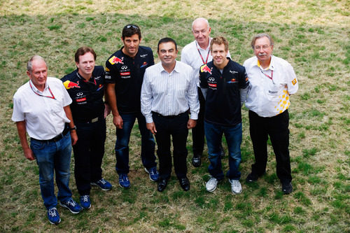 Las altas esferas del equipo Red Bull en India