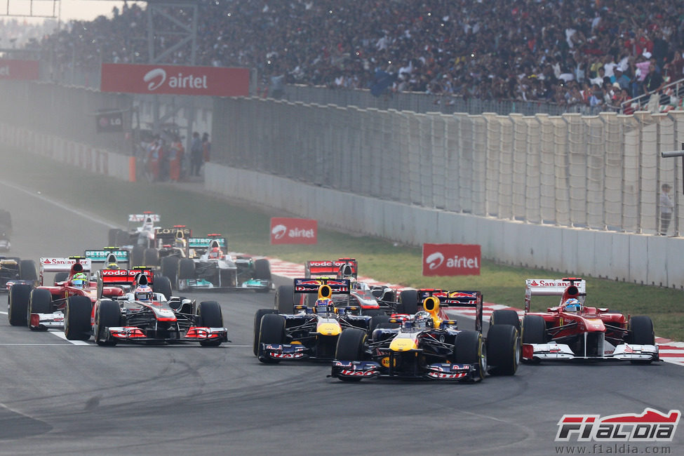 Primera curva del GP de India 2011