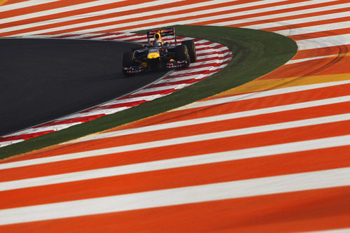 Sebastian Vettel lidera la carrera de India