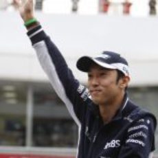 Nakajima saluda a sus aficionados