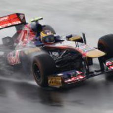 Jean-Eric Vergne a los mandos del Toro Rosso en Corea