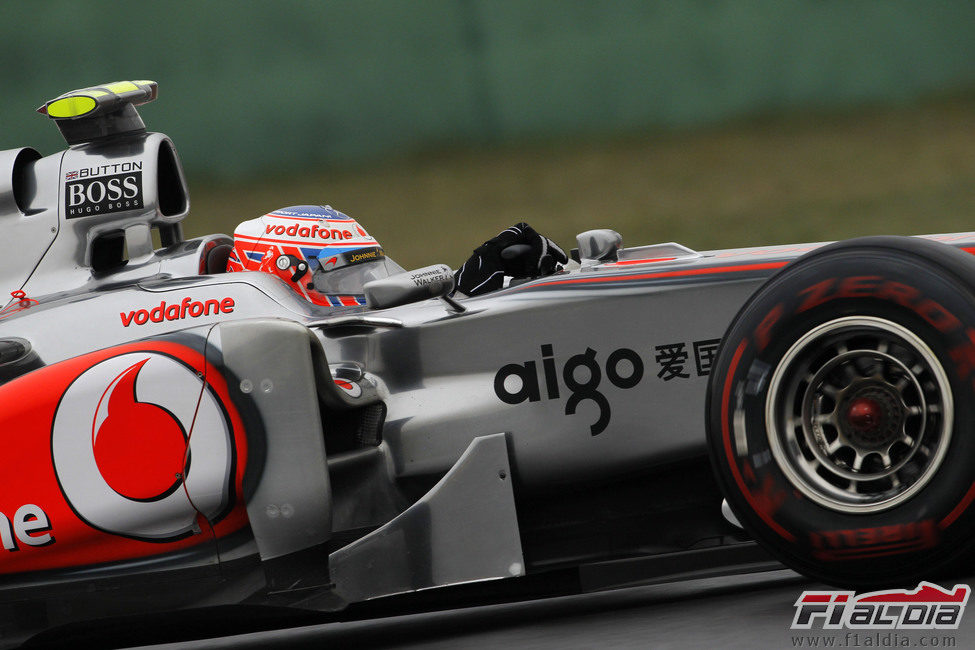 Button rueda en Yeongam con el MP4-26