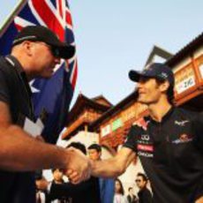 Mark Webber se pasea por la pista el sábado en Corea