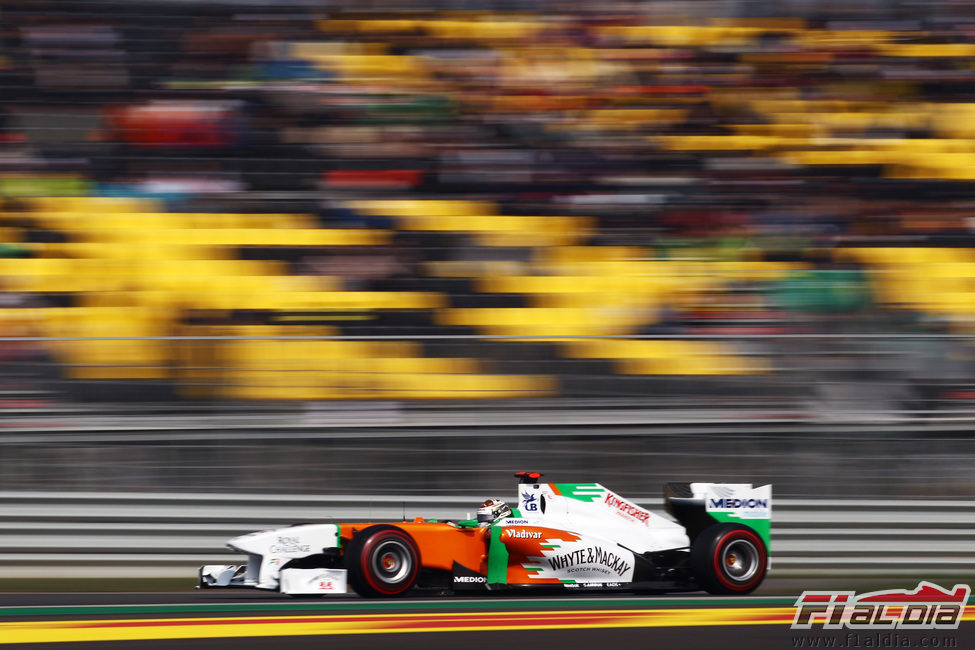 Adrian Sutil se coló 10º en la parrilla del GP de Corea 2011