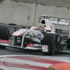 Sergio Pérez con neumáticos intermedios en el GP de Corea 2011