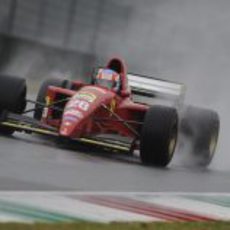 El Ferrari 412T2 rueda en Mugello