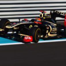 Romain Grosjean se sube al R31 en los libres de Abu Dabi